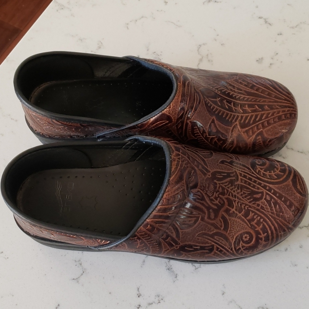 Dasko Brown Tooled Clogs